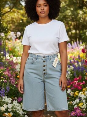Vintage 90s Cristina Deadstock High Rise Button Fly Denim Bermuda mom shorts Y2K